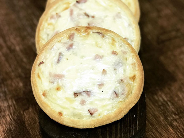 с ветчиной грибами и сыром
